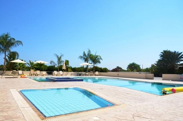 Poppy Apartment Protaras Bagian luar foto